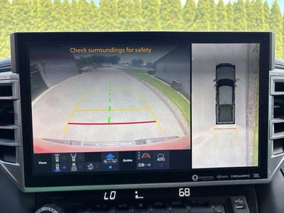 2023 Toyota Tundra 4WD 4WD Platinum Hybrid CrewMax 5.5' Bed (Natl)