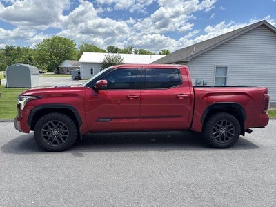 2023 Toyota Tundra 4WD 4WD Platinum Hybrid CrewMax 5.5' Bed (Natl)