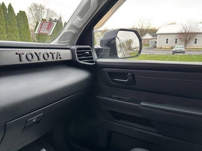 2022 Toyota Tundra 4WD 4WD TRD Pro Hybrid CrewMax 5.5' Bed (Natl)