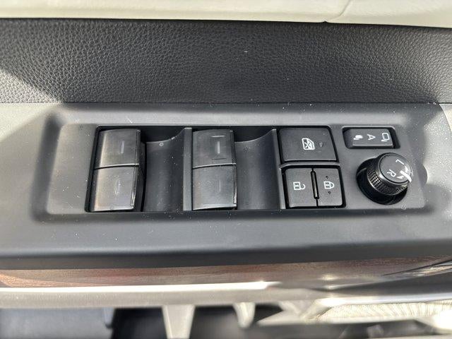 2025 Toyota Tundra 4WD 4WD Capstone Hybrid CrewMax 5.5' Bed (Natl)