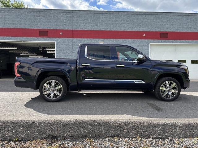2025 Toyota Tundra 4WD 4WD Capstone Hybrid CrewMax 5.5' Bed (Natl)