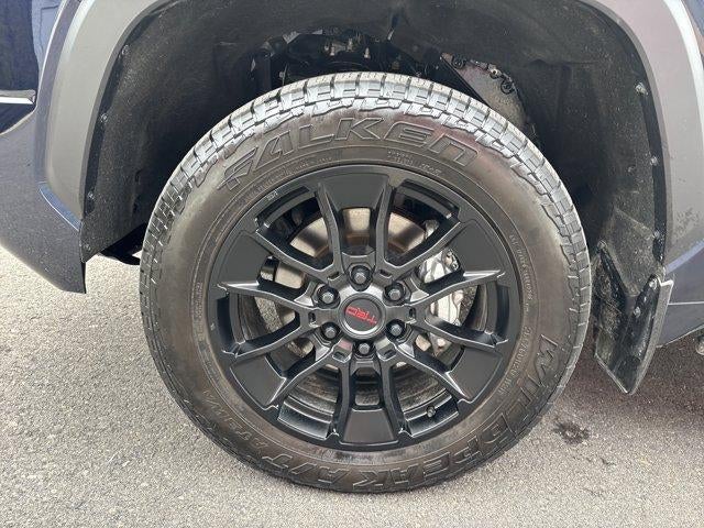 2025 Toyota Tundra 4WD 4WD Limited CrewMax 5.5' Bed (Natl)