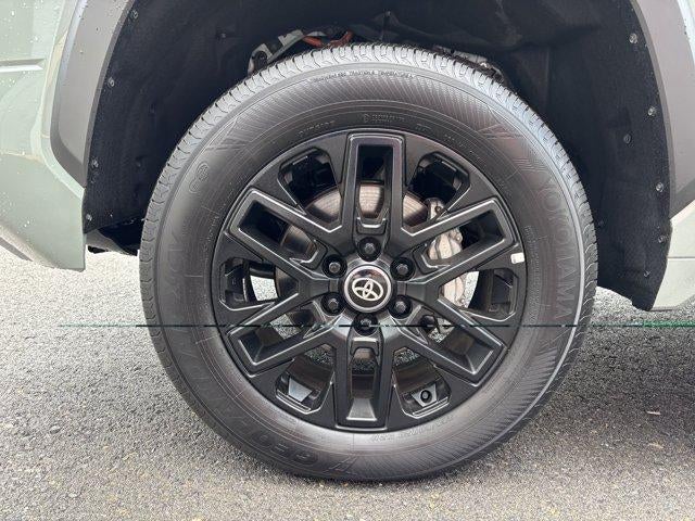 2026 Toyota Tundra 4WD 4WD Limited Hybrid CrewMax 5.5' Bed (Natl)