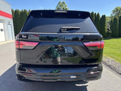 2026 Toyota Sequoia Platinum 4WD (Natl)
