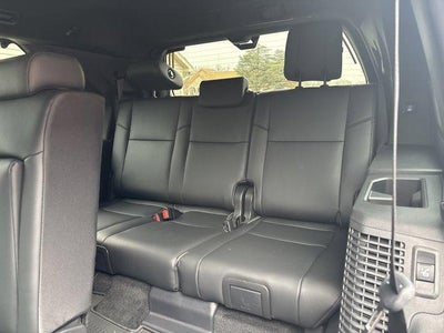 2025 Toyota Sequoia Limited 4WD (SE)