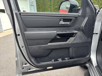 2025 Toyota Sequoia Limited 4WD (SE)