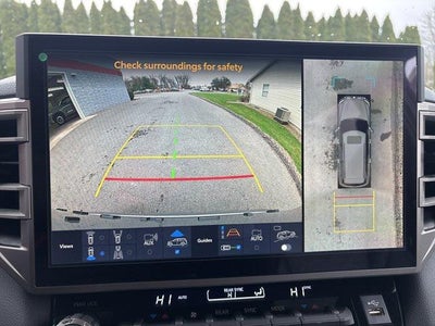 2025 Toyota Sequoia Limited 4WD (SE)