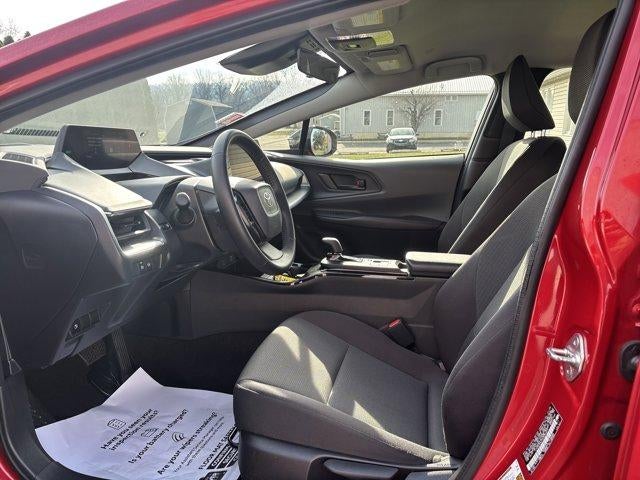 2025 Toyota Prius LE (Natl)