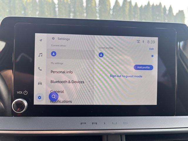 2025 Toyota Prius LE (Natl)