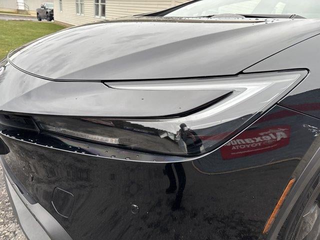 2024 Toyota Prius LE (Natl)