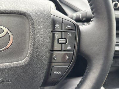 2024 Toyota Prius LE (Natl)