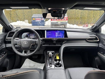 2026 Toyota Crown Platinum AWD (Natl)