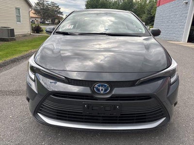 2025 Toyota Corolla Hybrid XLE FWD (Natl)