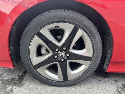 2021 Toyota Prius Limited (Natl)