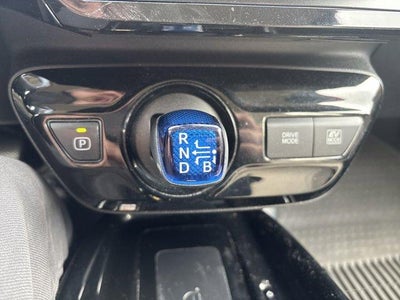 2021 Toyota Prius Limited (Natl)