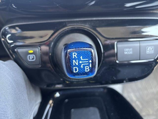 2020 Toyota Prius XLE AWD-e (Natl)