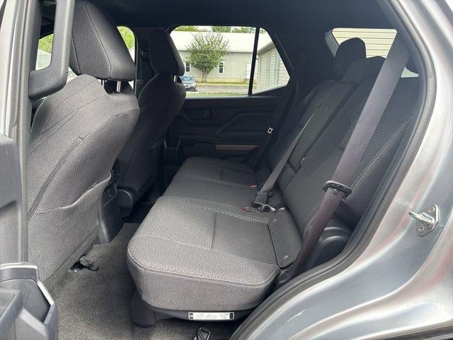 2025 Toyota 4Runner SR5 4WD (GS)