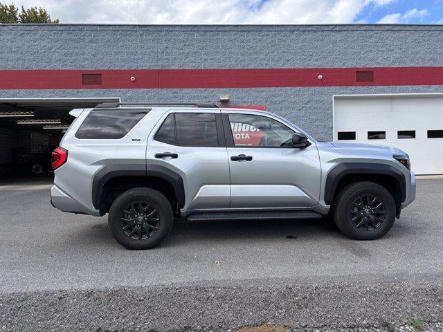 2025 Toyota 4Runner SR5 4WD (GS)