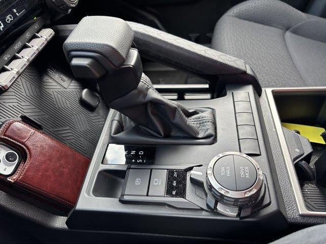 2025 Toyota 4Runner SR5 4WD (GS)