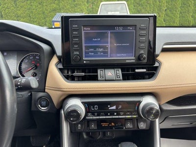 2020 Toyota RAV4 XLE Premium AWD (Natl)