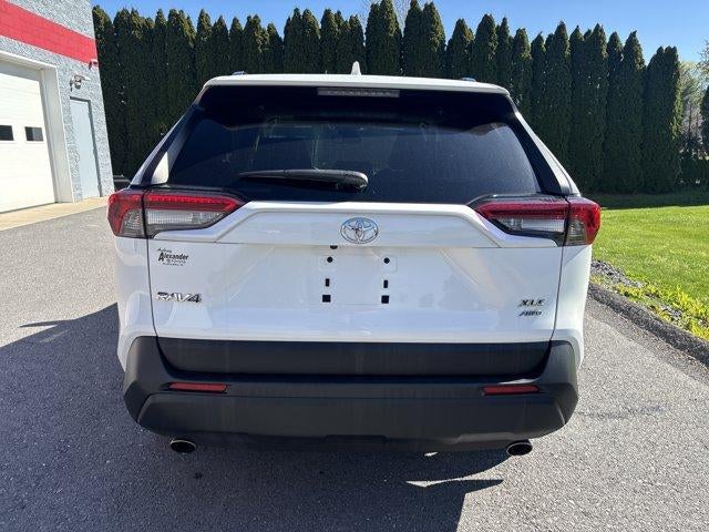 2019 Toyota RAV4 XLE AWD (Natl)