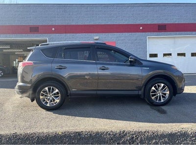 2017 Toyota RAV4 Hybrid LE Plus AWD (Natl)