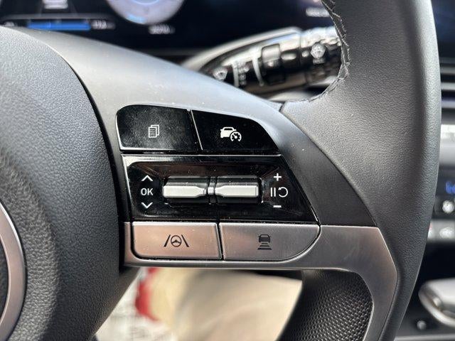 2025 Hyundai ELANTRA SEL Convenience IVT