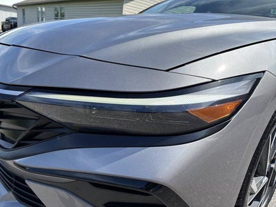 2025 Hyundai ELANTRA SEL Convenience IVT