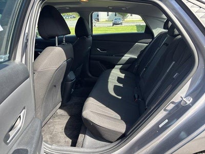 2025 Hyundai ELANTRA SEL Convenience IVT