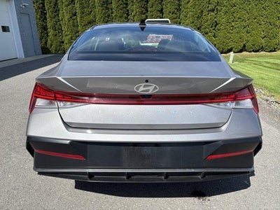 2025 Hyundai ELANTRA SEL Convenience IVT