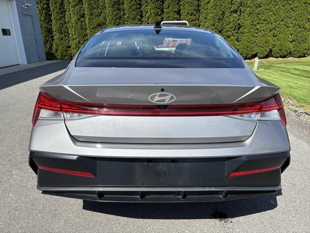 2025 Hyundai ELANTRA SEL Convenience IVT