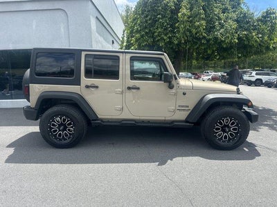 2016 Jeep Wrangler Unlimited 4WD 4dr Sport