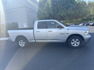 2017 RAM 1500 SLT 4x4 Quad Cab 6'4" Box