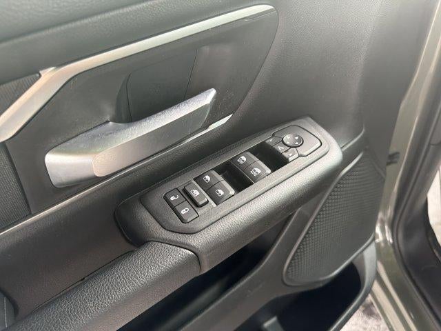 2026 RAM 1500 Big Horn 4x4 Crew Cab 5'7" Box