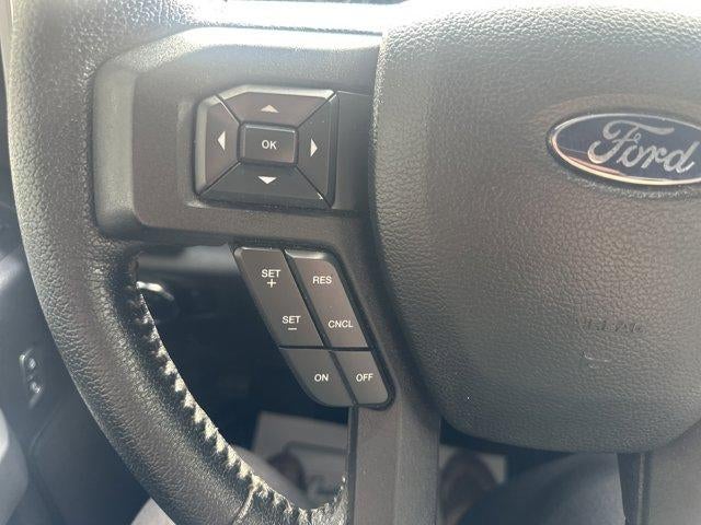 2015 Ford F-150 4WD SuperCrew 5-1/2 Ft Box XLT