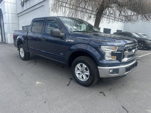 2015 Ford F-150 4WD SuperCrew 5-1/2 Ft Box XLT