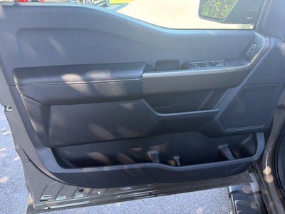 2025 Ford F-150 STX 4WD SuperCrew 5.5' Box