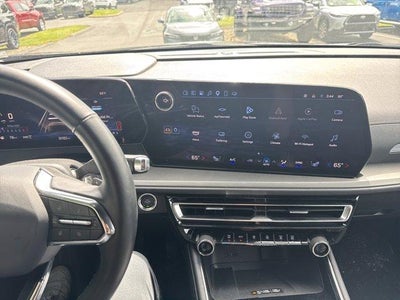 2025 Chevrolet Traverse LT w/2LT