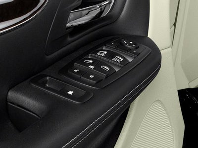 2012 Chrysler Town & Country 4dr Wgn Touring