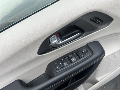 2024 Chrysler Pacifica Touring L FWD