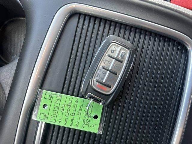 2024 Chrysler Pacifica Touring L FWD