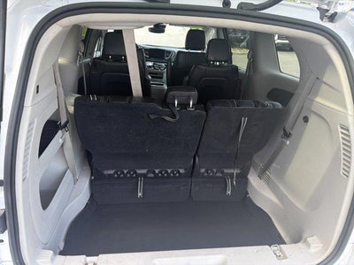 2023 Chrysler Pacifica Touring L FWD