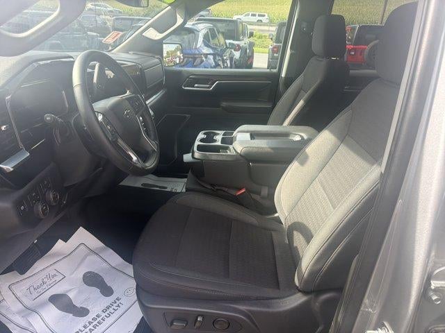 2026 Chevrolet Silverado 1500 Crew Cab Short Box 4-Wheel Drive RST