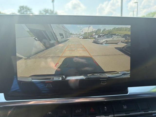 2022 GMC Sierra 1500 Crew Cab Standard Box 4-Wheel Drive Elevation