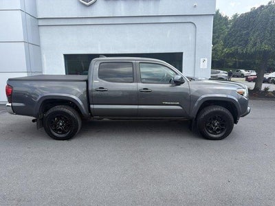 2019 Toyota Tacoma 4WD 4WD SR5 Double Cab 5' Bed V6 AT (GS)