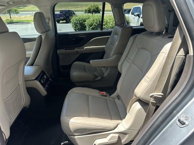 2022 Lincoln Aviator Standard AWD