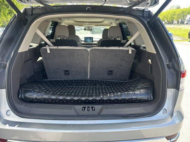 2022 Lincoln Aviator Standard AWD