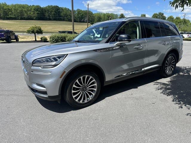 2022 Lincoln Aviator Standard AWD