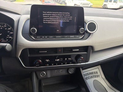 2023 Nissan Rogue AWD SV