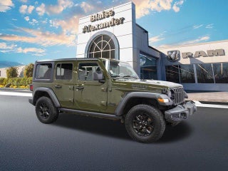2022 Jeep Wrangler Unlimited Willys 4x4